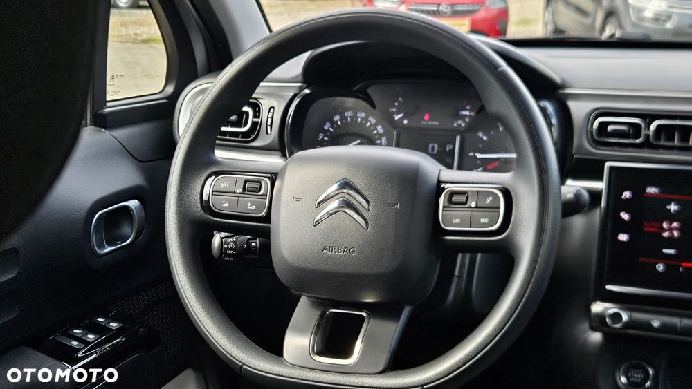 Citroën C3 1.2 PureTech Shine EAT6 - 12