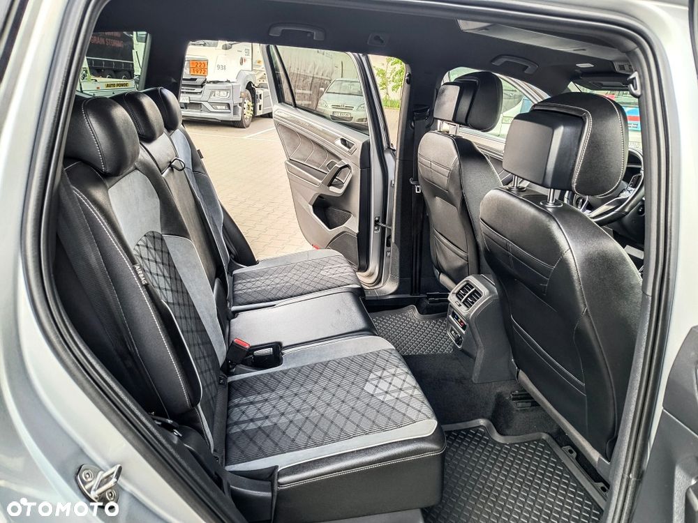 Volkswagen Tiguan Allspace - 3