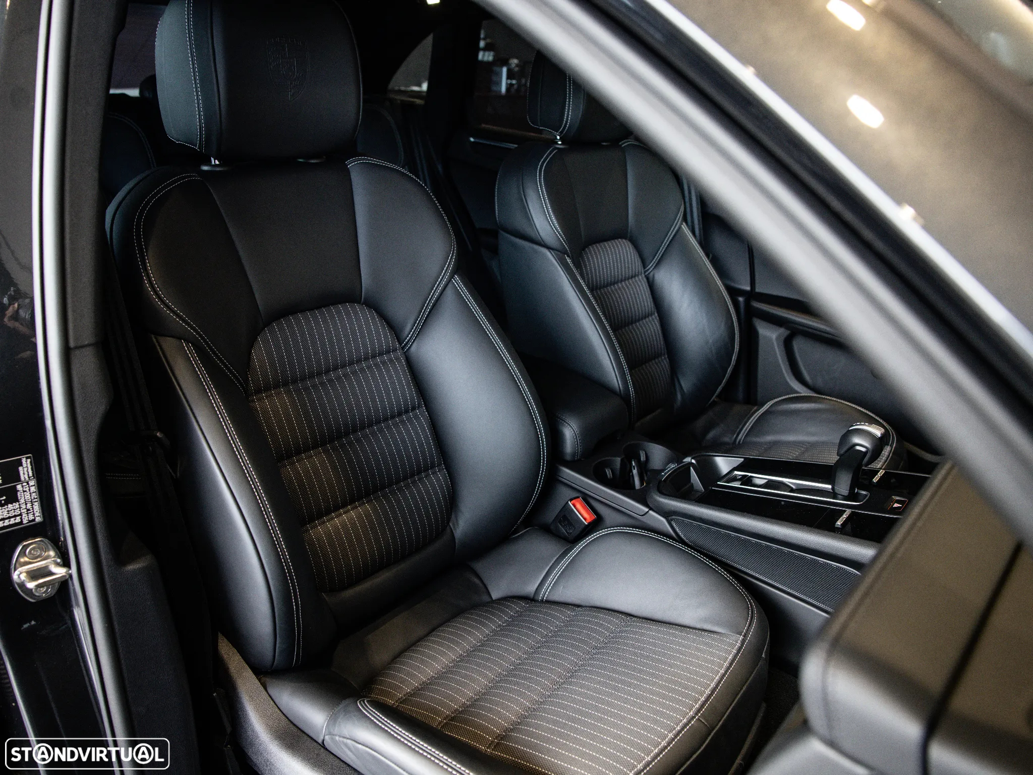 Porsche Macan T PDK - 39
