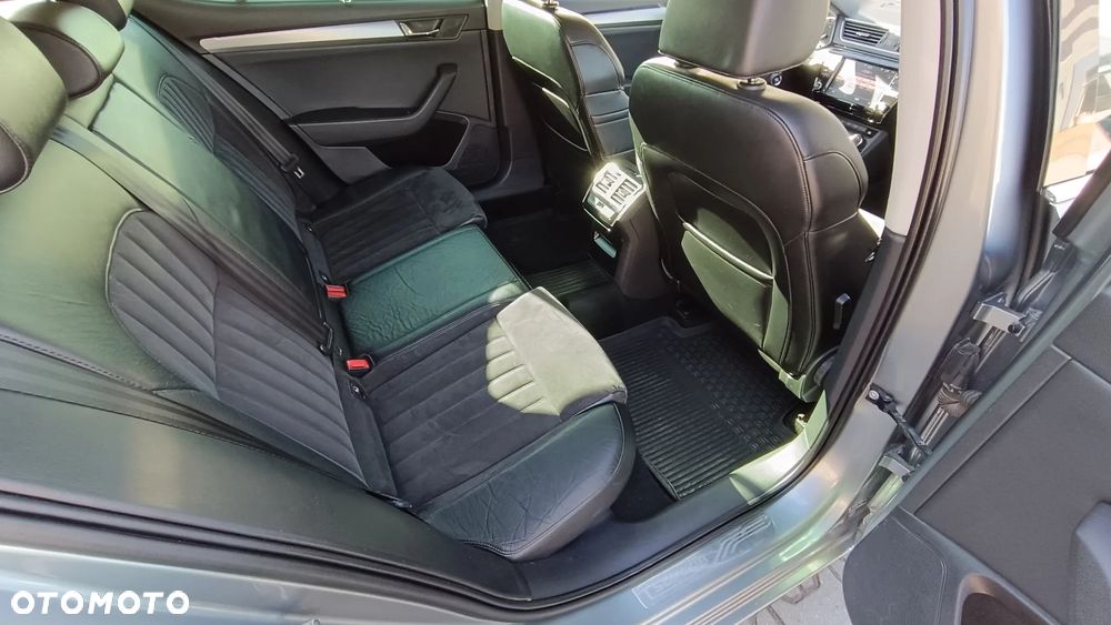Skoda Superb 2.0 TDI DSG L&K - 15