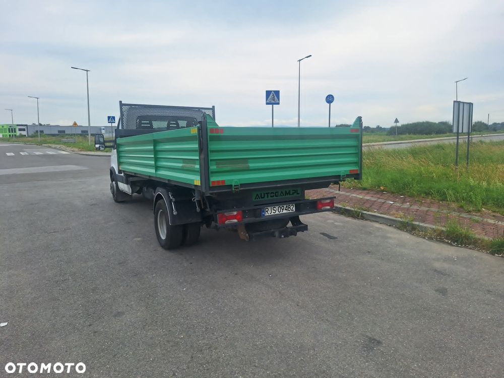 Iveco DAILLY - 4