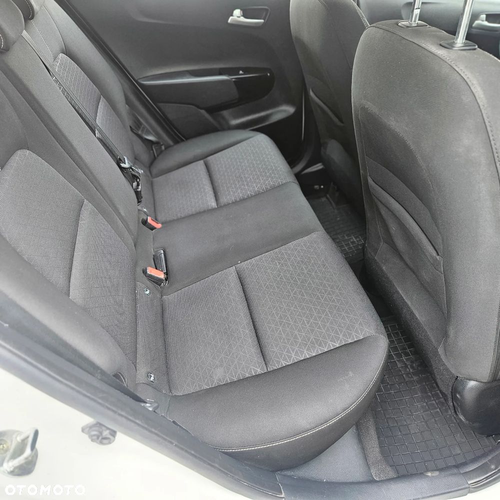Kia Picanto - 15