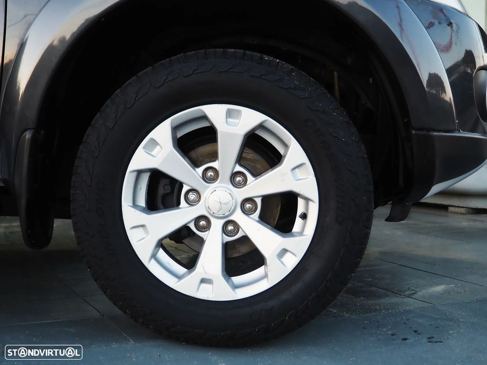 Mitsubishi L200 2.5 DI-D Club Invite 3L CC 4WD - 16