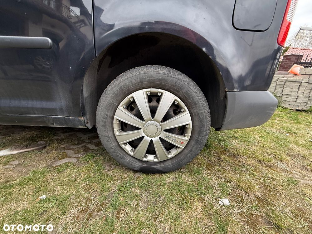 Volkswagen Caddy - 11