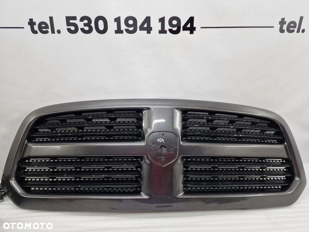 DODGE RAM 1500 12-18 ATRAPA / GRILL PRZEDNI , NR 13DSAC0010 / 13DSAC0010B  NR AUKCJI GL104 - 1