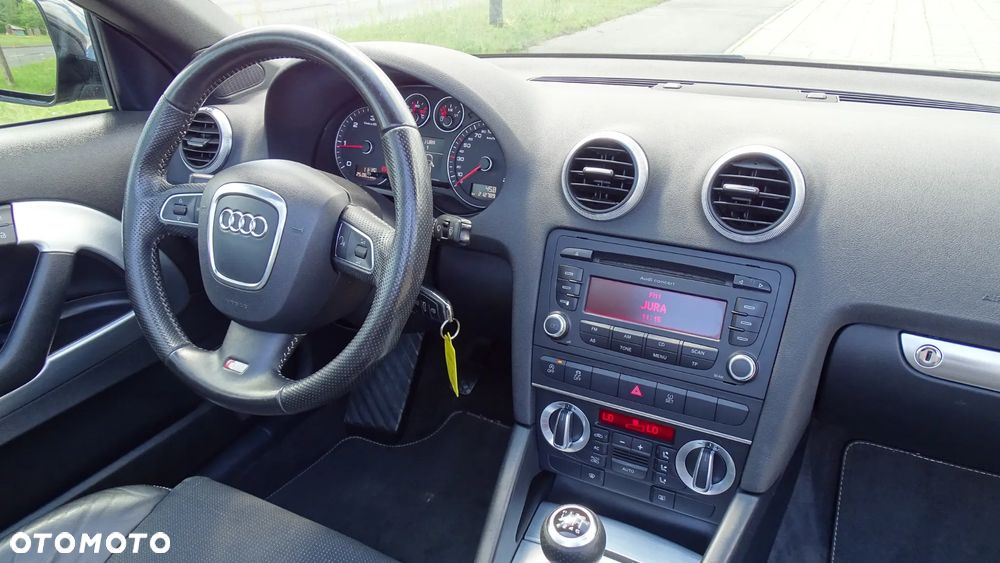 Audi A3 Cabrio 2.0 TDI DPF S Line Sportpaket - 17
