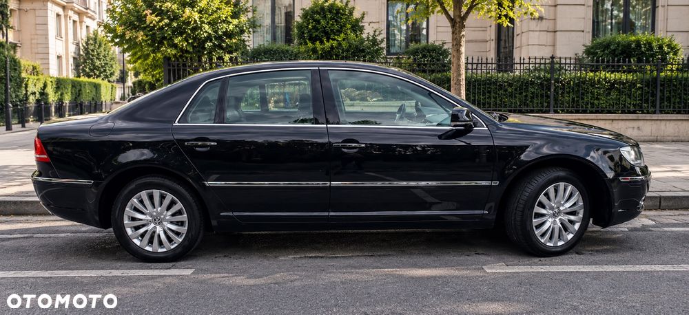 Volkswagen Phaeton - 5