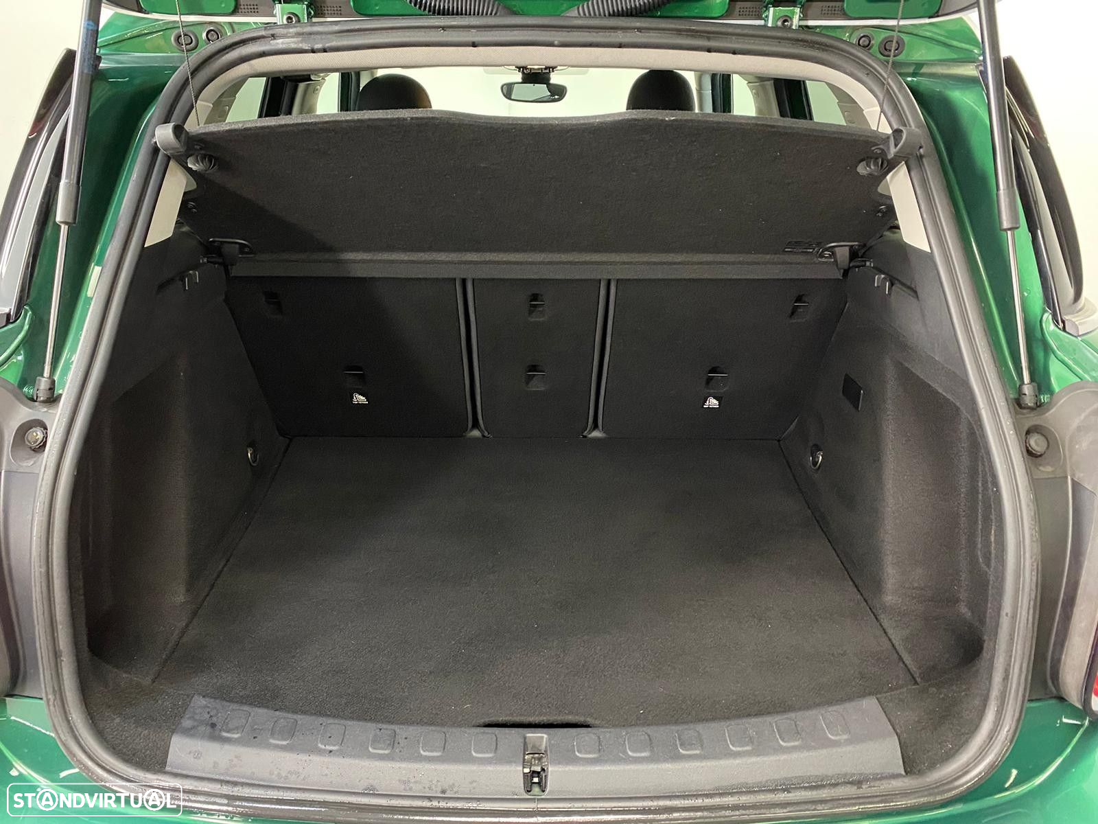 MINI Countryman Cooper SE ALL4 Auto - 23