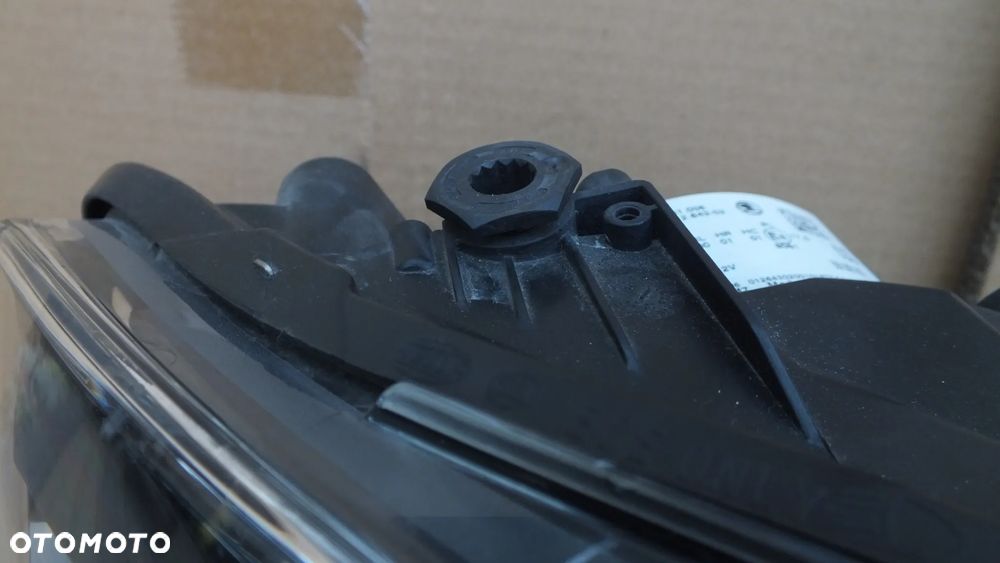 Lampa przednia prawa Skoda CitiGo Lift 1ST941006 - 4