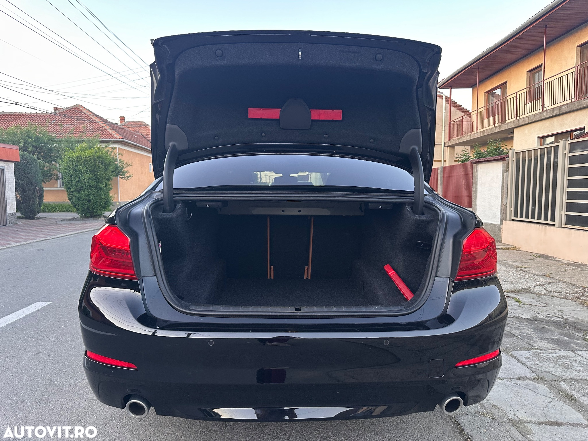 BMW Seria 5 520d xDrive AT - 5