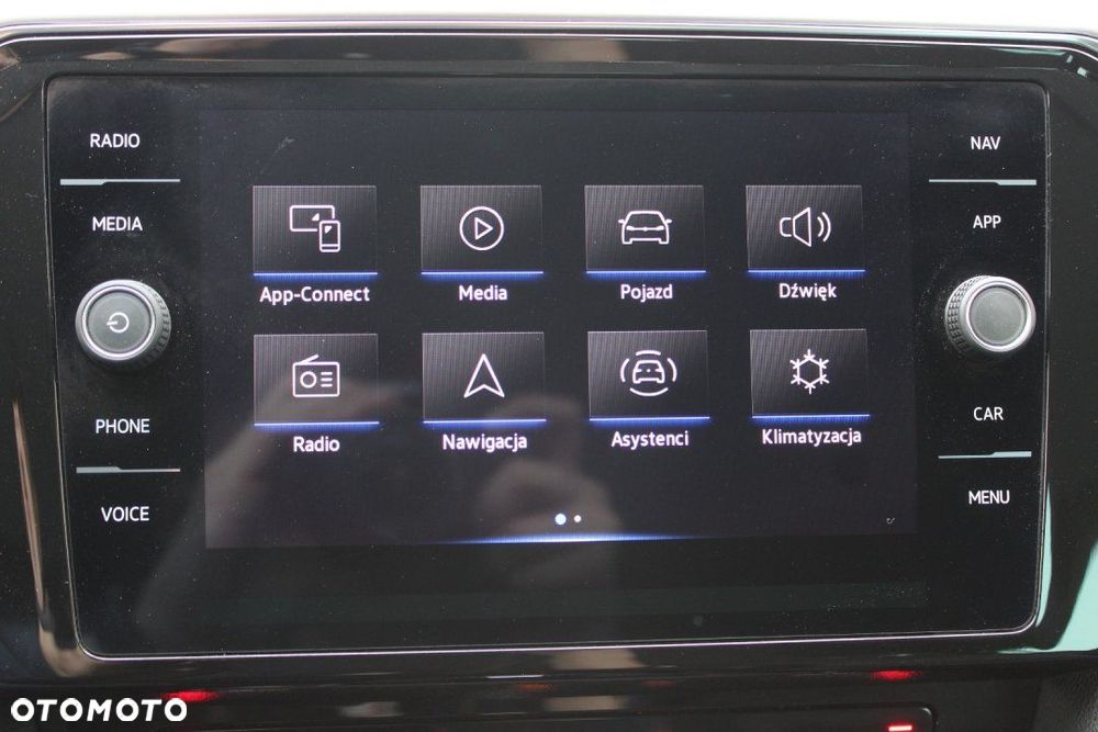 Volkswagen Passat - 39