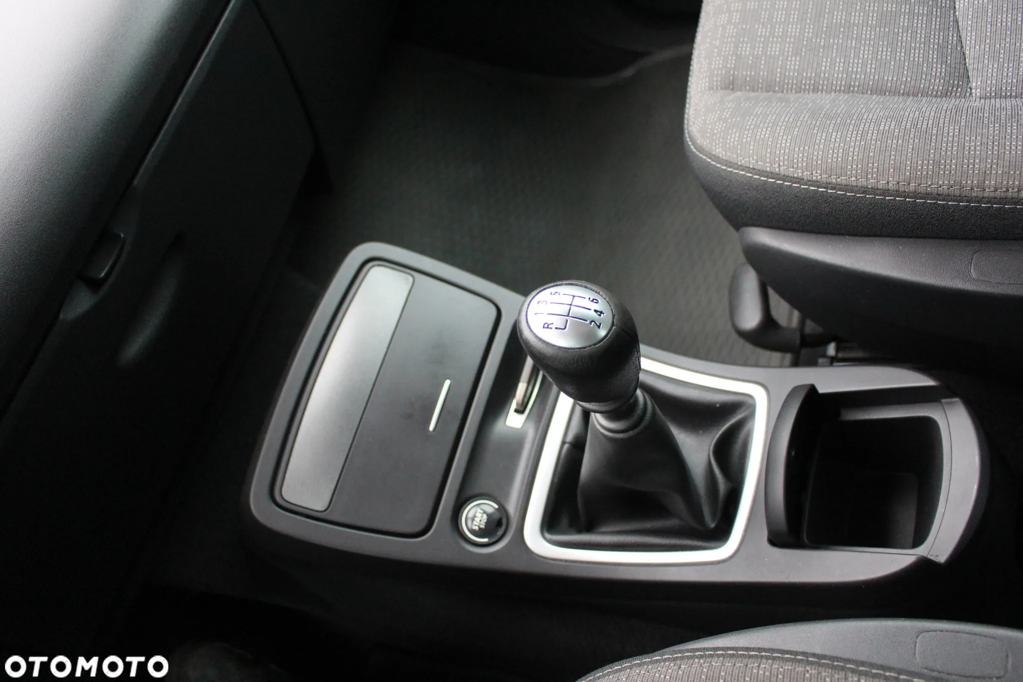 Renault Espace 2.0 Avantage - 15
