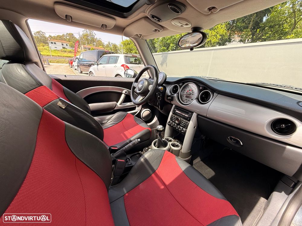 MINI 3 Portas One 1.4 D - 10