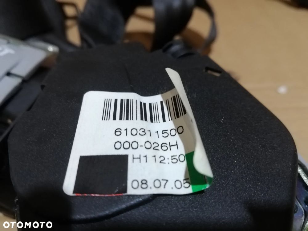 Tył pasy bezpieczeństwa Audi A8 S8 D3 4E 4E0857806D - 4
