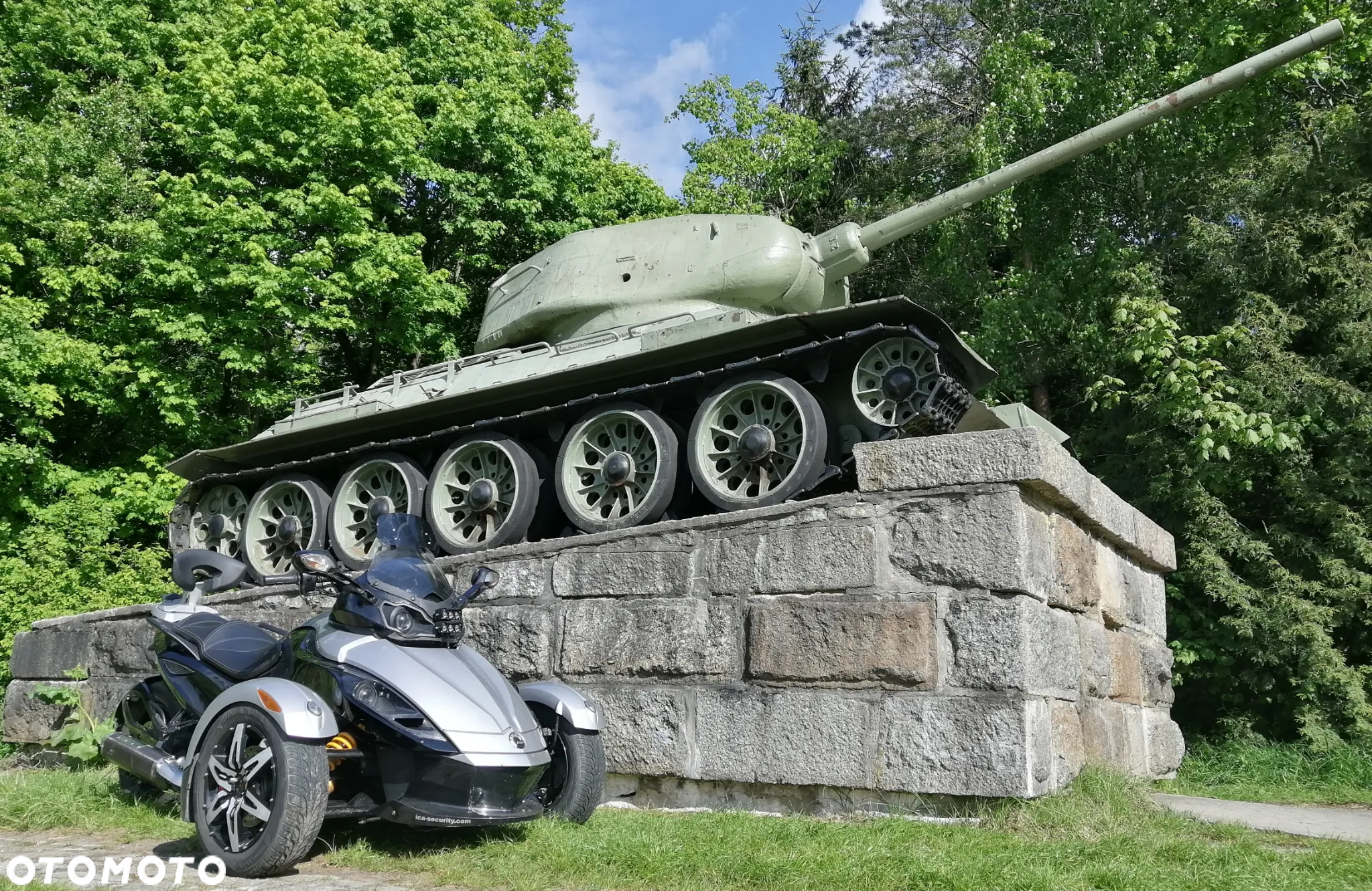 Can-Am Spyder - 9