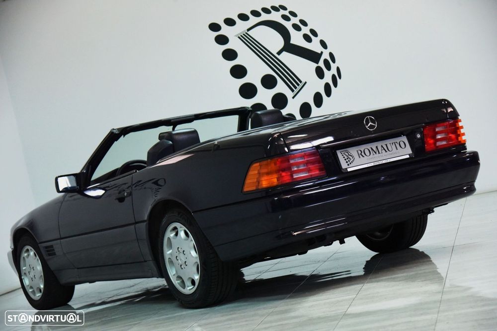 Mercedes-Benz SL 280 - 21