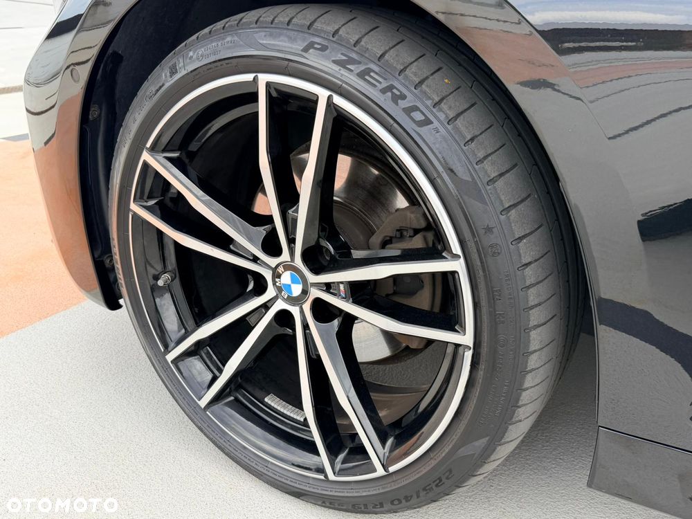 BMW Seria 3 320d xDrive M Sport - 34