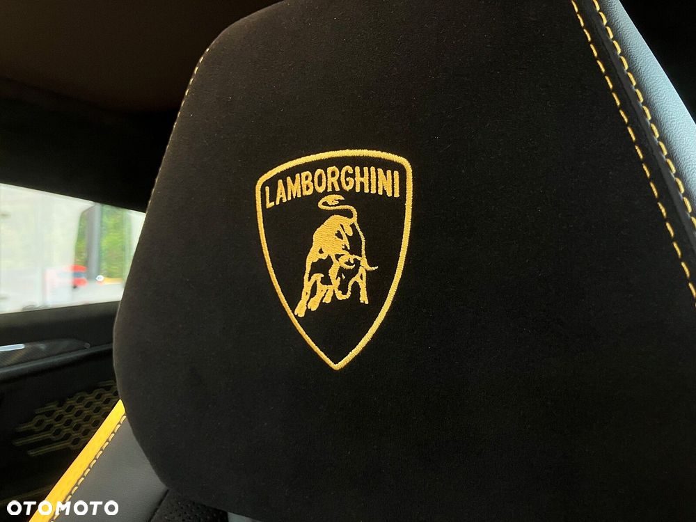 Lamborghini Urus - 24