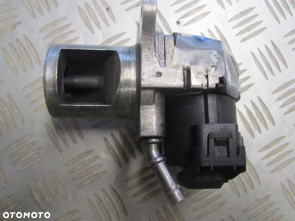 ZAWÓR EGR MERCEDES A 6421401060 A6421402160 - 3