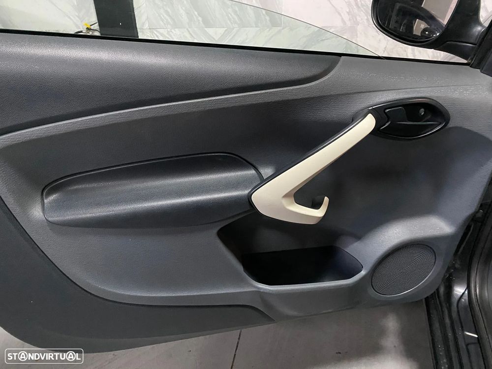 Ford KA 1.2 City - 15