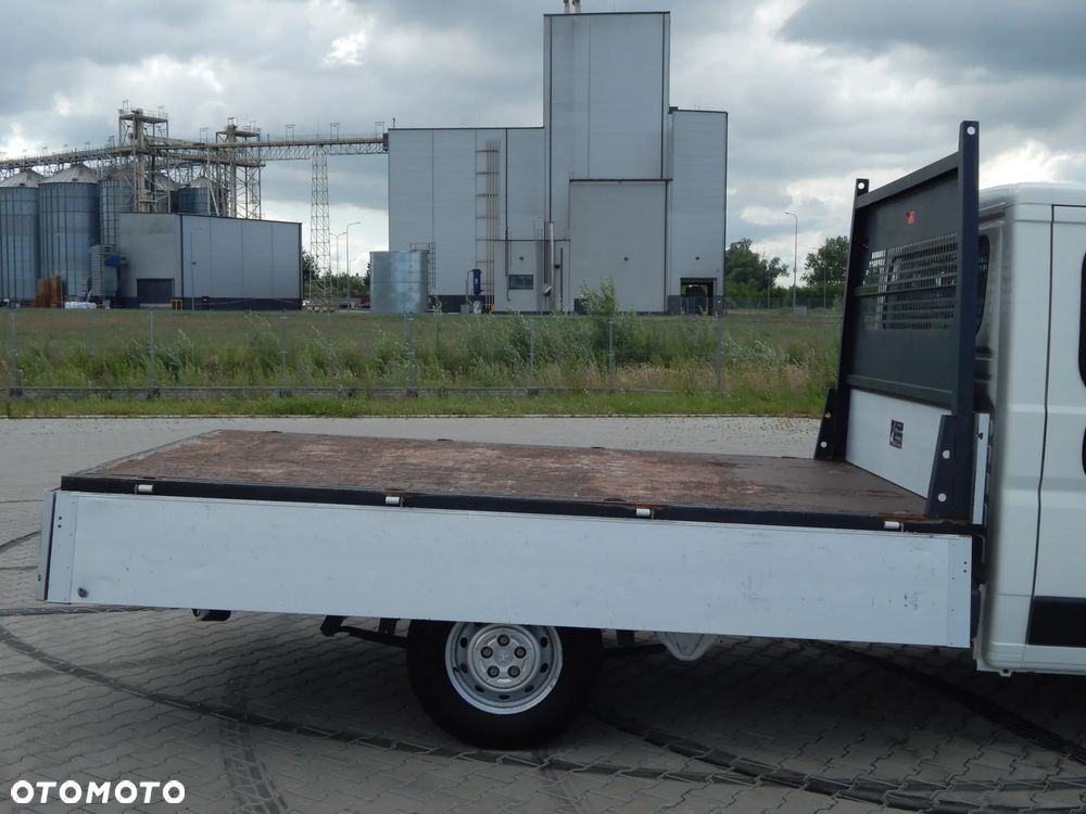 Peugeot Boxer_7-Osobowy_Max-rama_skrzynia_paka - 29