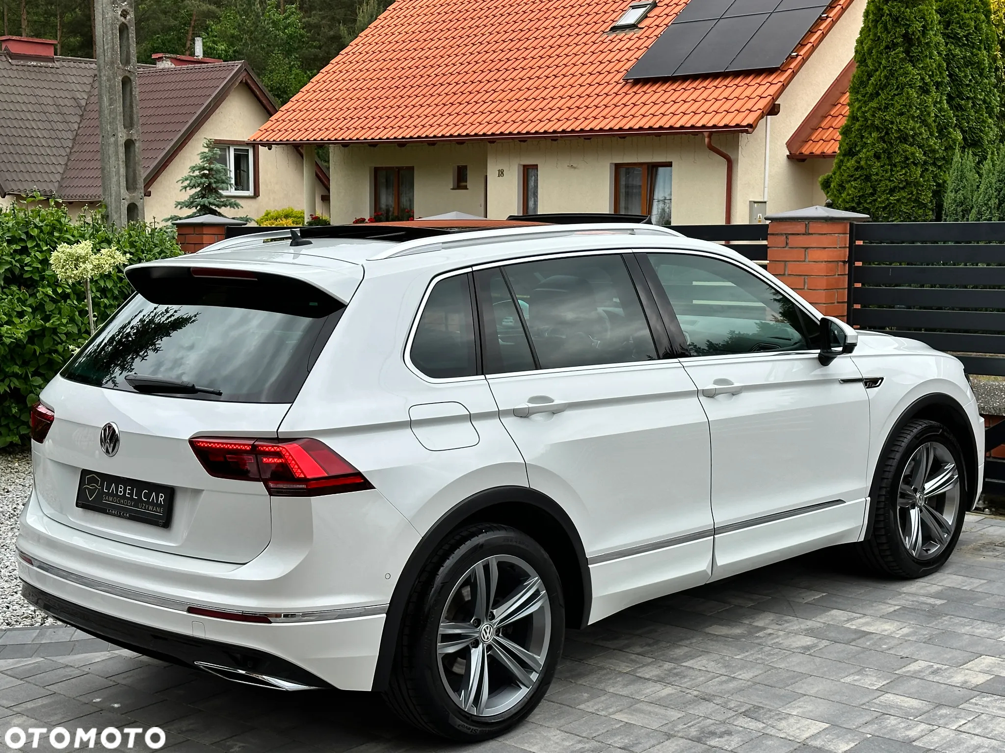 Volkswagen Tiguan 2.0 TDI SCR 4MOTION DSG Highline - 24