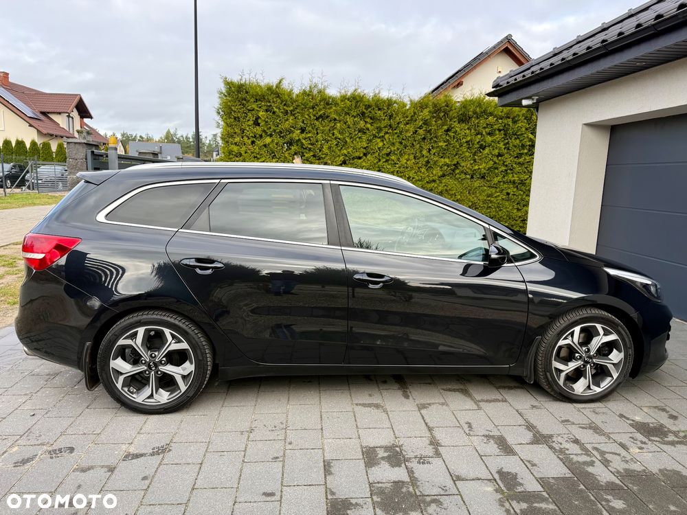 Kia Ceed 1.6 CRDi 136 DCT ISG SW GT Line - 31