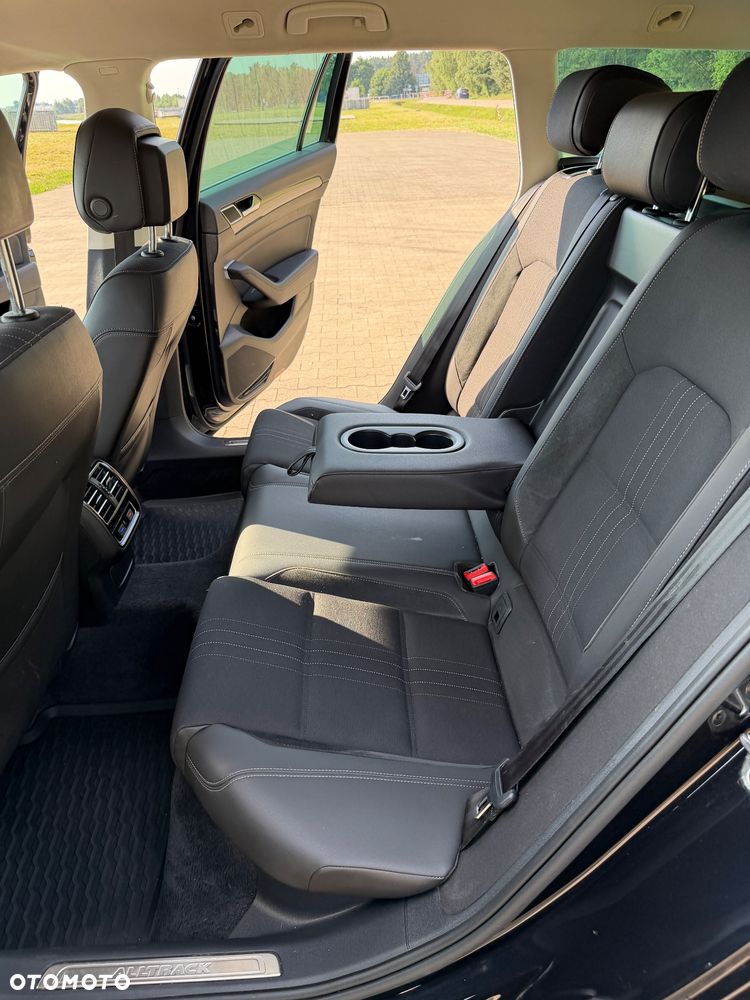 Volkswagen Passat Alltrack - 20