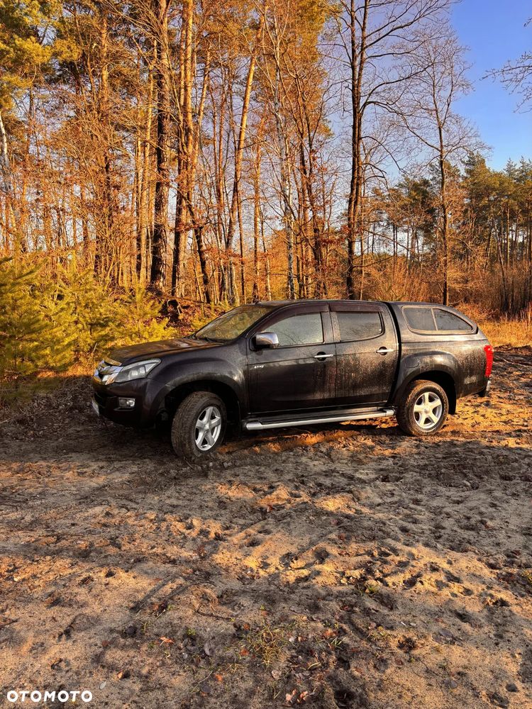Isuzu D-Max 2.5 DC LSX - 22