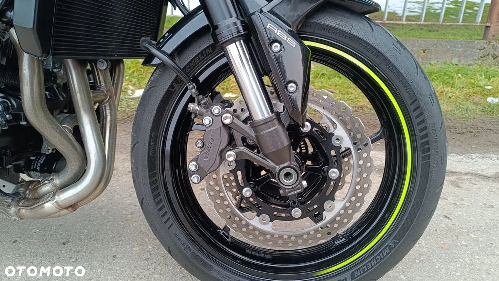 Kawasaki Z 900 - 14