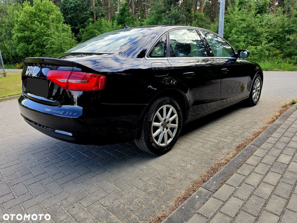 Audi A4 Limousine - 7