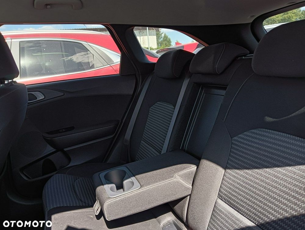 Kia Ceed - 21