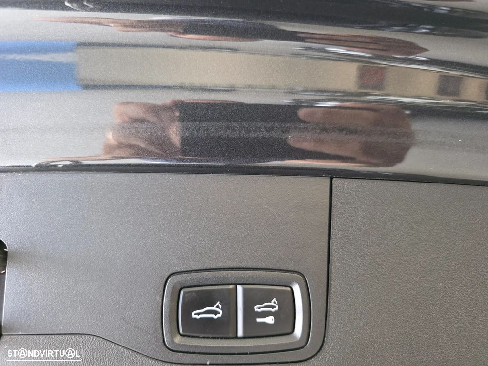 Porsche Taycan Sport Turismo Standard - 36