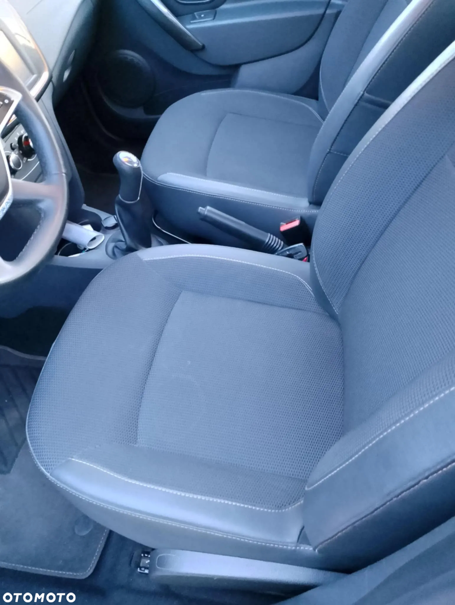 Dacia Sandero Stepway 1.5 dCi Laureate S&S - 14