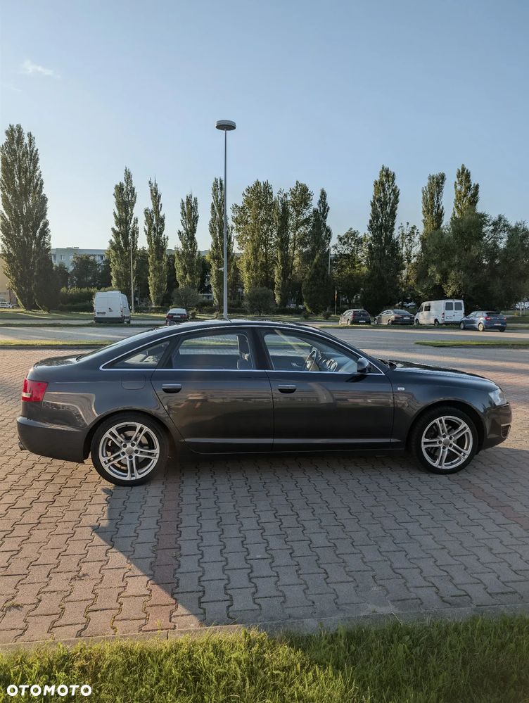 Audi A6 Limousine 2.4 - 9