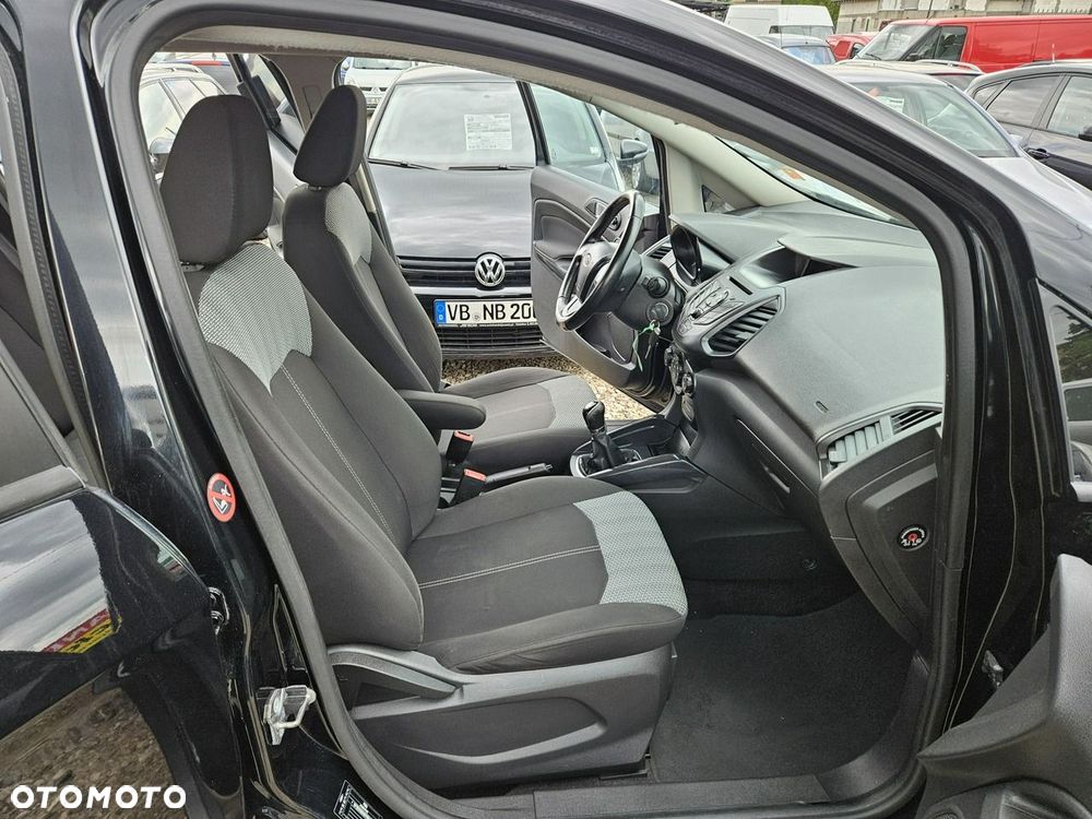 Ford EcoSport - 10