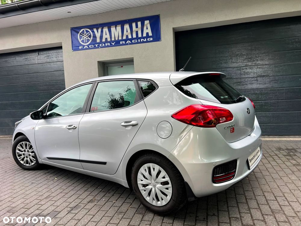 Kia Ceed 1.6 CRDi M - 12