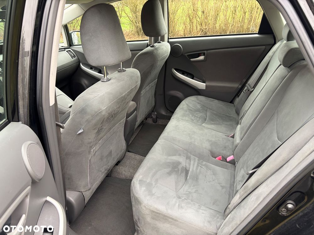 Toyota Prius 1.8 HSD Active - 11