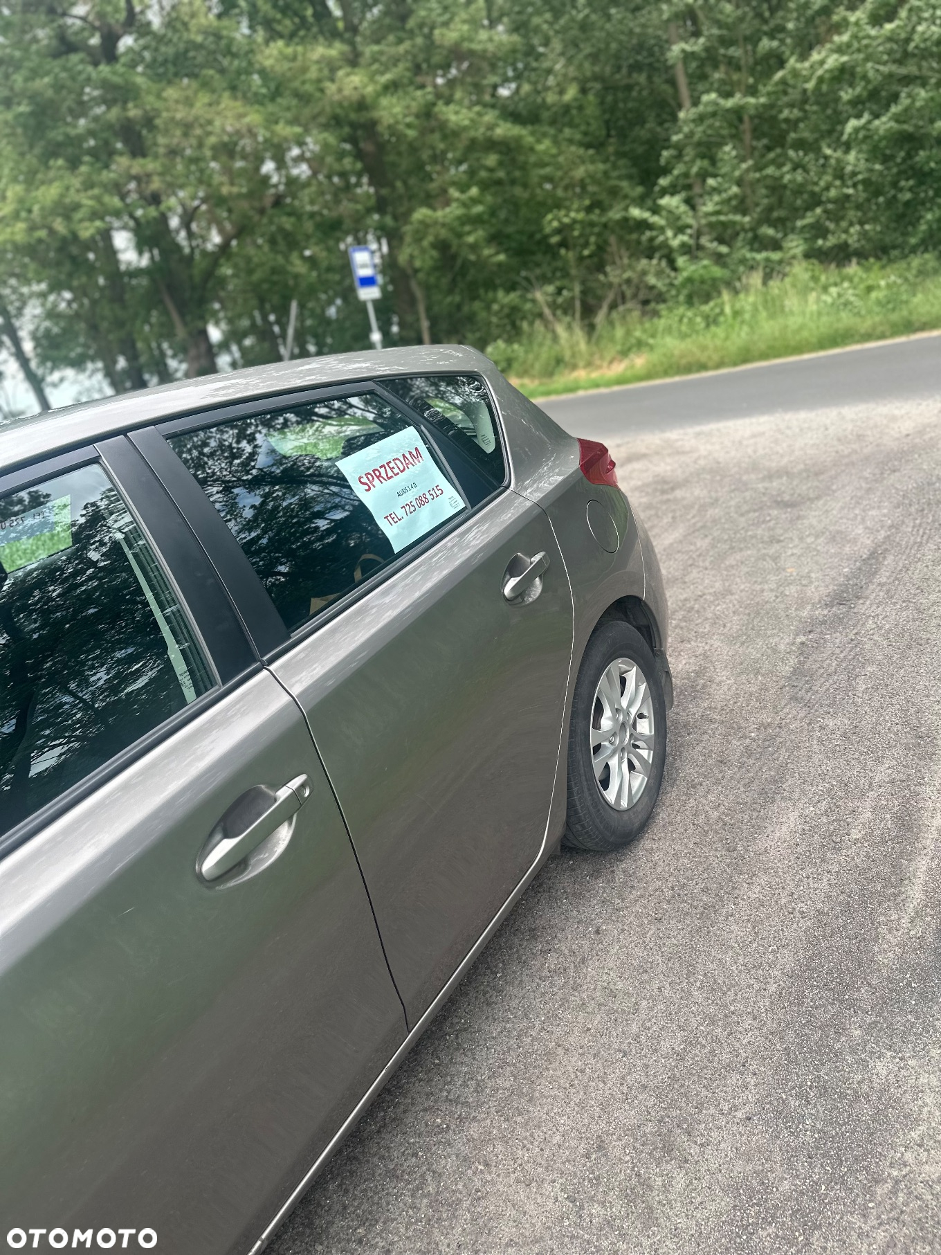 Toyota Auris 1.4 D-4D Active - 10
