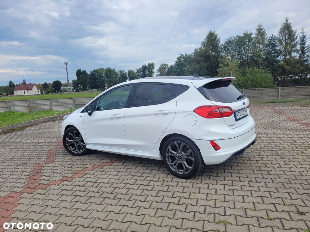 Ford Fiesta 1.1 S&S ST-LINE - 11