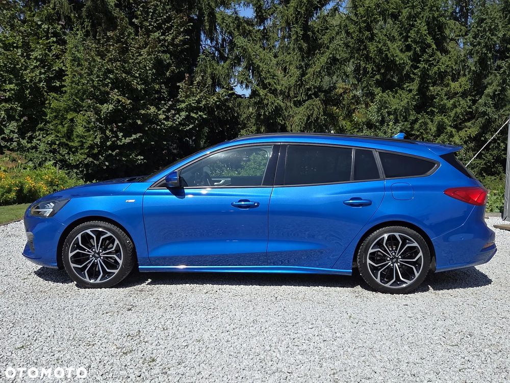 Ford Focus 1.5 EcoBlue Start-Stopp-System ST-LINE - 32