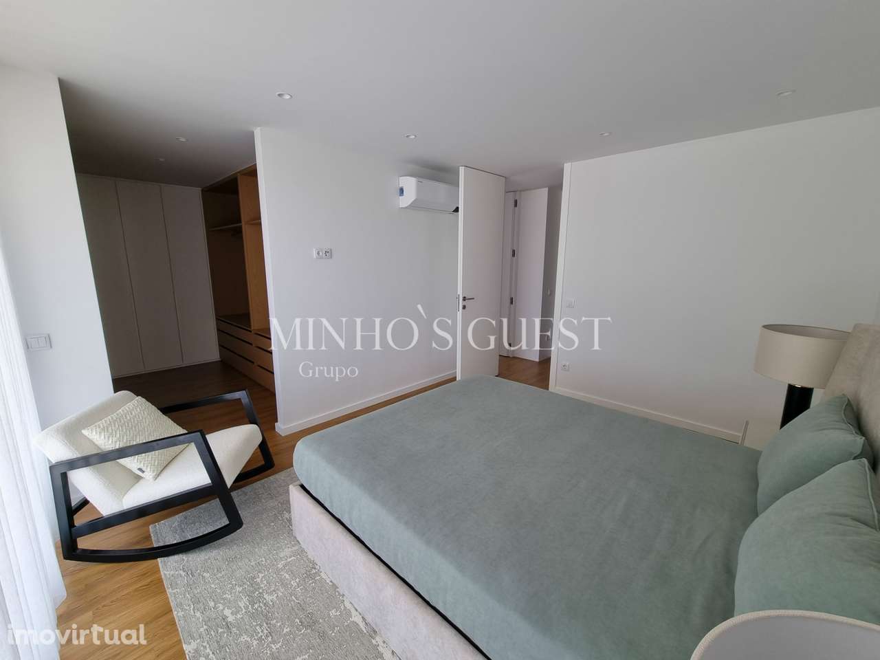 Moradia em Banda c/ 3 Suites e Logradouro - Braga - Grande imagem: 5/38