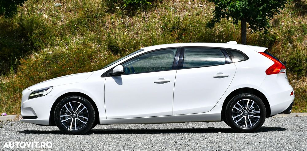 Volvo V40 D2 Momentum - 26