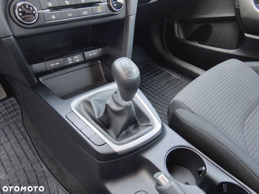 Kia Ceed 1.4 S - 14