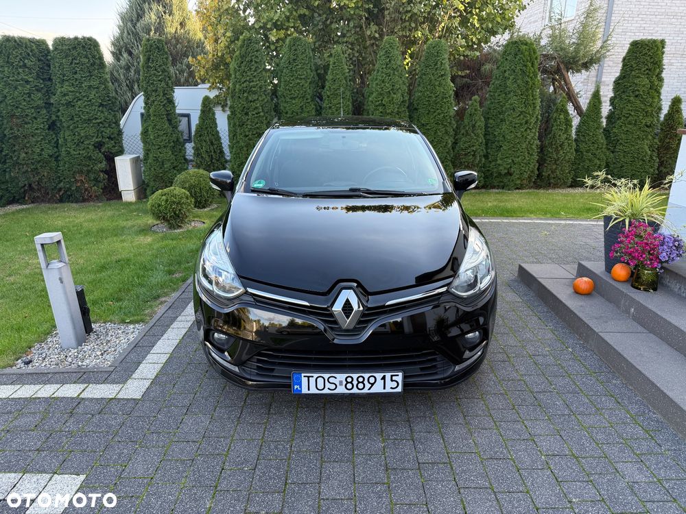 Renault Clio - 10
