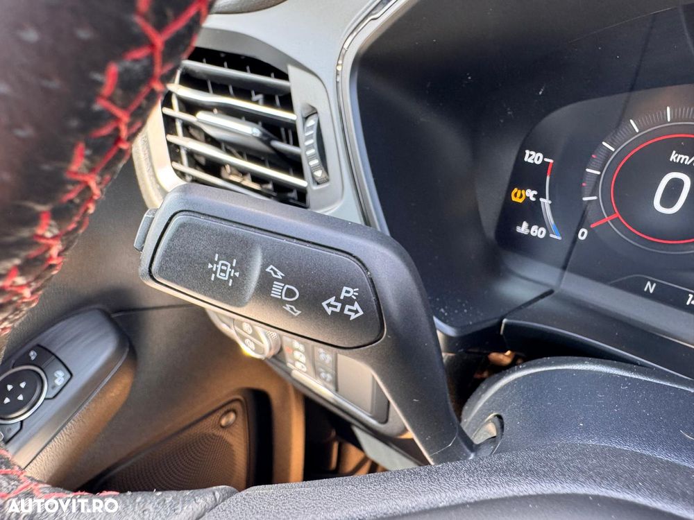 Ford Kuga 2.5 Duratec PHEV ST-LINE - 27