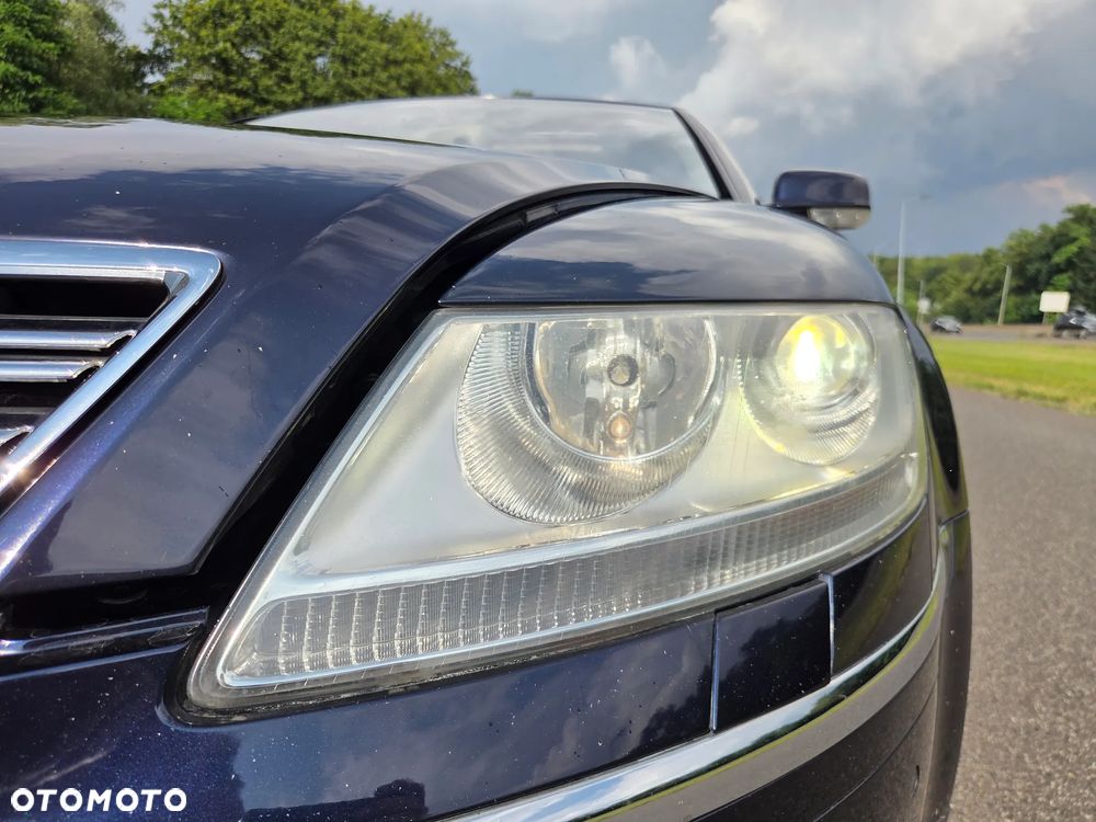 Volkswagen Phaeton 4.2 V8 4MOTION Automatik (5 Sitzer) - 35