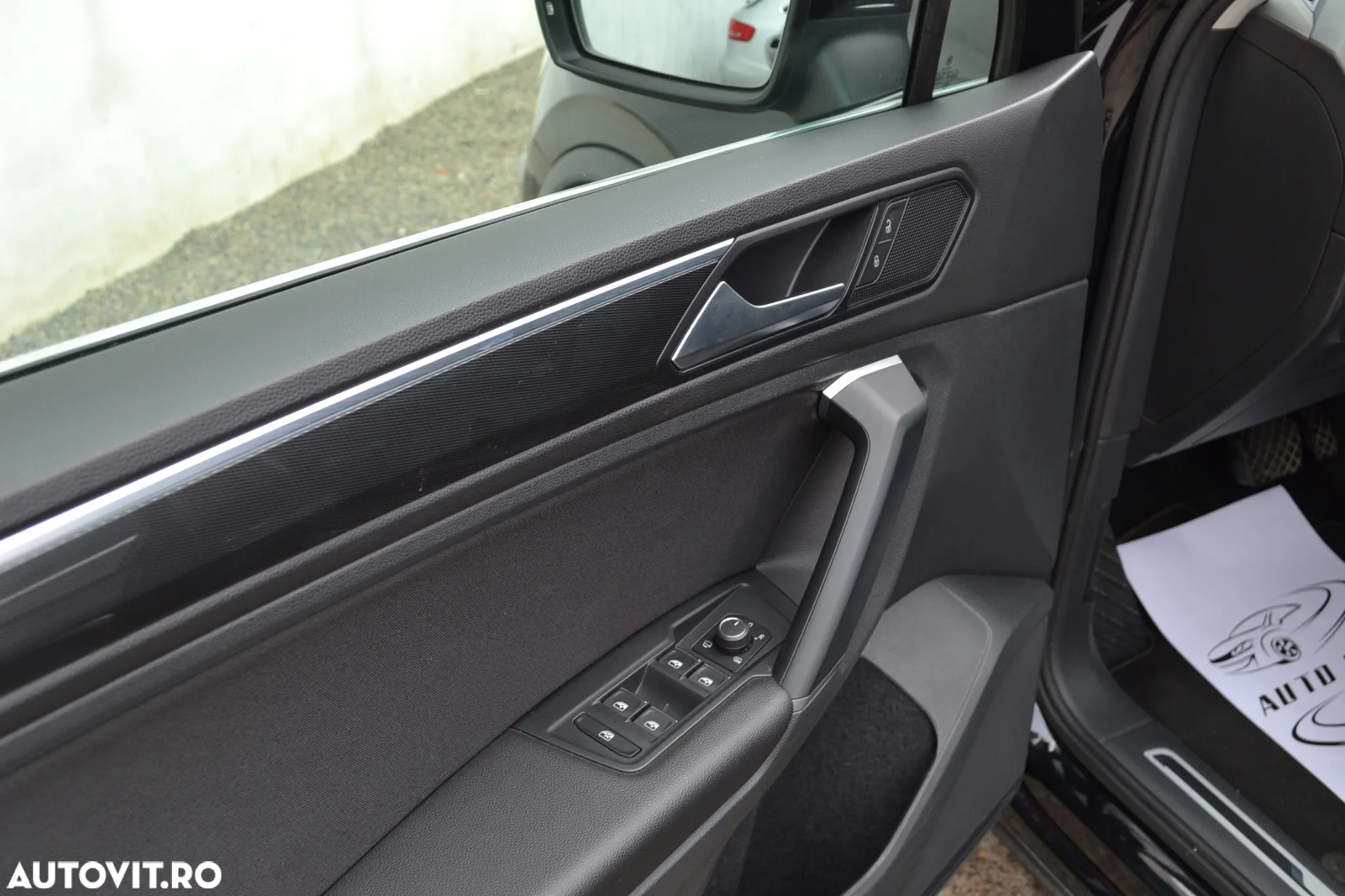 Volkswagen Tiguan 2.0 TDI 4Mot DSG Highline - 7