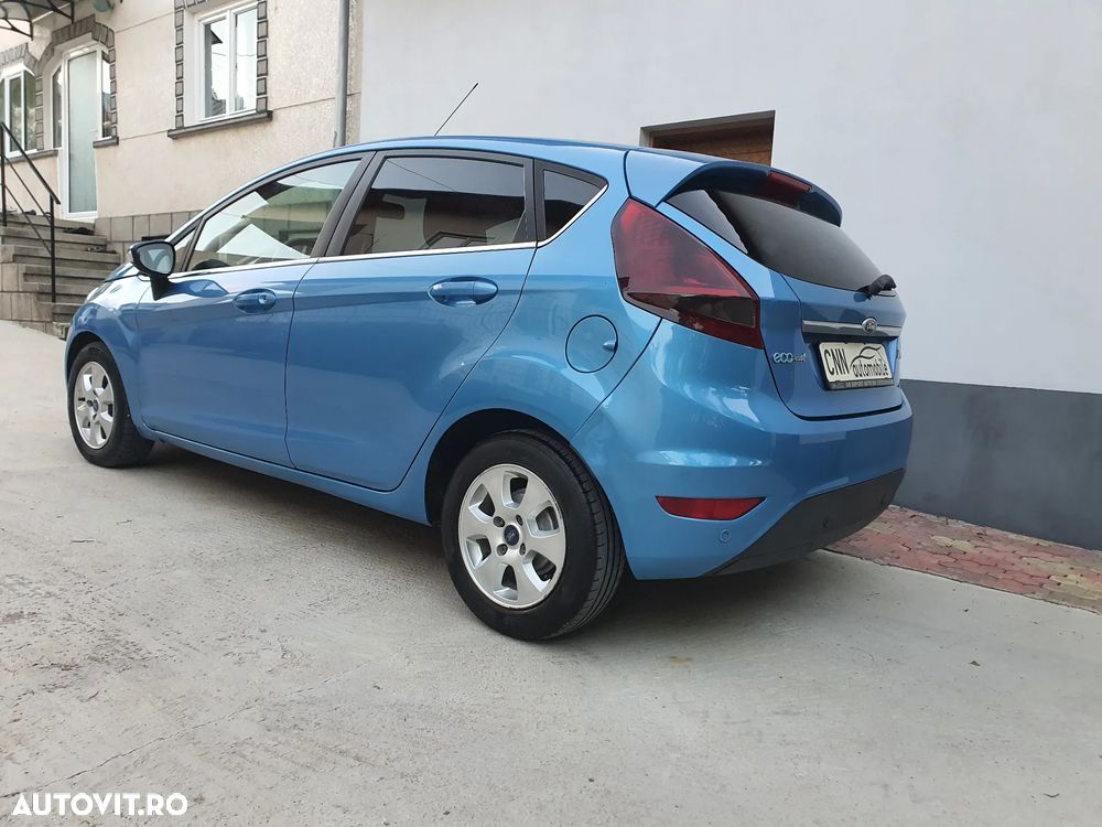 Ford Fiesta 1.6 TDCI Start-Stop ECOnetic Trend - 12