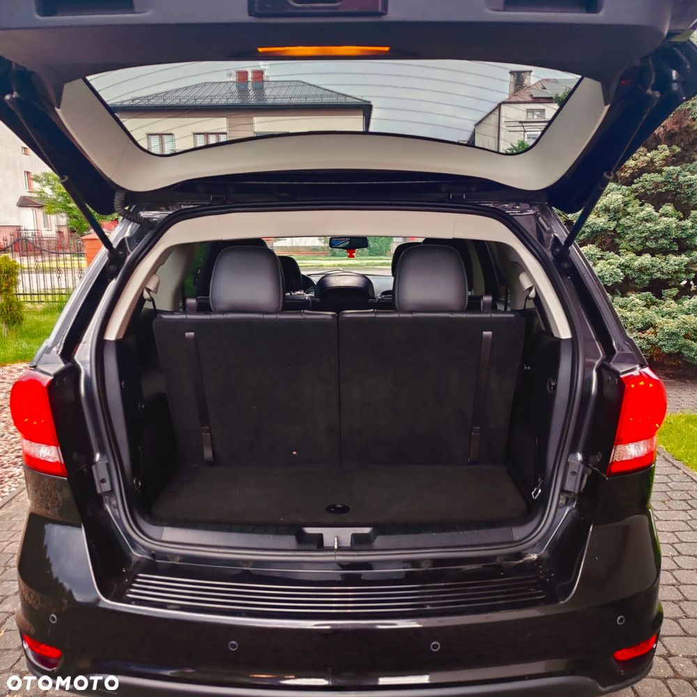 Fiat Freemont 2.0 Multijet Black Code AWD - 24